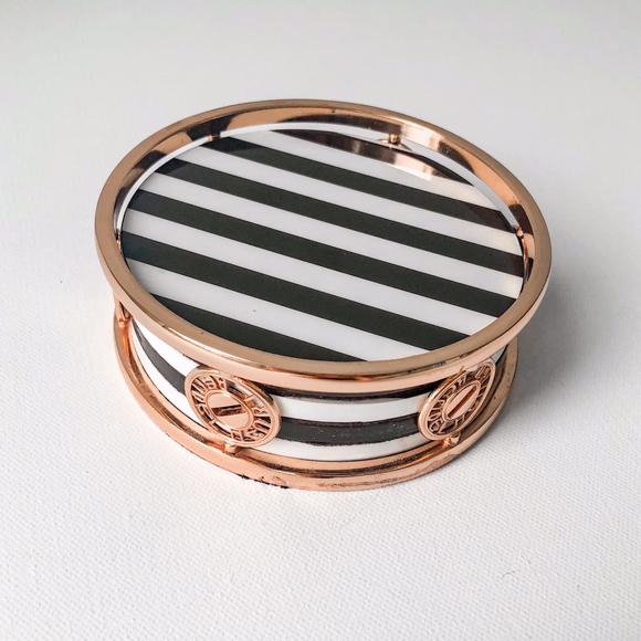 ❌SOLD [Henri Bendel] RARE Stripe Coaster Set - Picture 2 of 5
